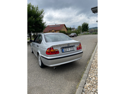 BMW 318i (Automata)