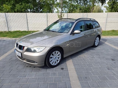 BMW 320i Touring (Automata)