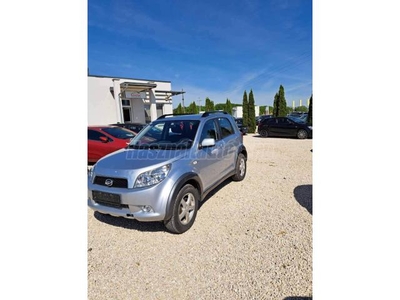 DAIHATSU TERIOS 1.5 4WD Top