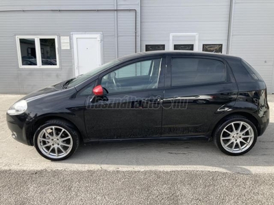 FIAT GRANDE PUNTO 1.4 8V Dynamic MTA KLÍMA! LÉGZSÁKOK! ABS! ASR! ALUFELNI! CITY SZERVÓ!