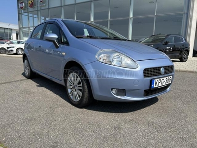 FIAT PUNTO Grande1.4 8V Dynamic MAGYARORSÁGI. KLÍMA. GYÁRI RÁDIÓ. ALUFELNI