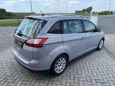 FORD C-MAX Grand1.6 TDCi Titanium [7 személy]