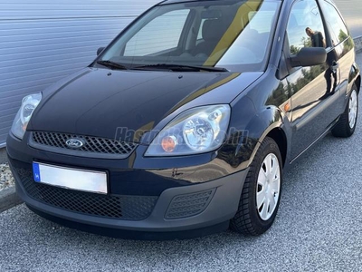 FORD FIESTA 1.3 Comfort SZERVIZKÖNYV///JÉGHIDEG KLIMA///149eKM///MARINE BLAU/////