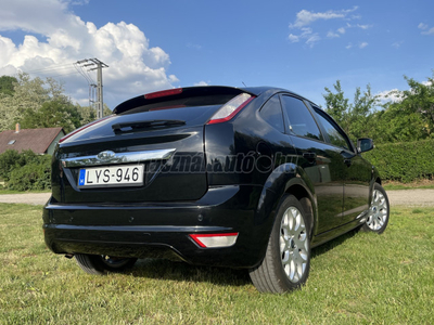 FORD FOCUS 1.6 Ghia