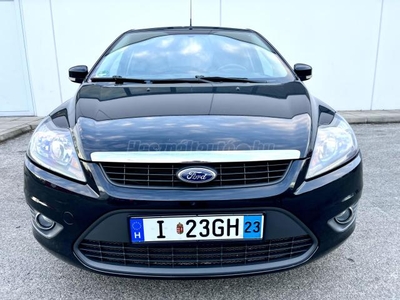 FORD FOCUS 1.6 Ti-VCT Ghia SPORT