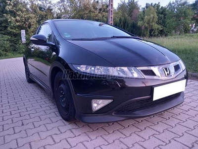 HONDA CIVIC 1.8 Type-S 140 LE - 18-as ALU - TEMPOMAT - ÜLÉSFŰTÉS - XENON