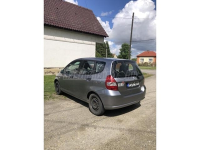 HONDA JAZZ 1.4 LS