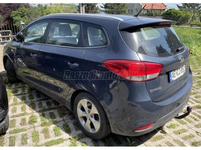 KIA CARENS 1.6 GDI LX