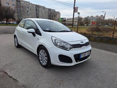 KIA RIO 1.2 CVVT EX 125300 KM VÉGIG VEZETETT SZERVIZKÖNYVVEL