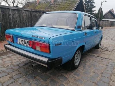 LADA 2105