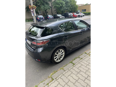 LEXUS CT 200h Executive&Navigation (Automata)