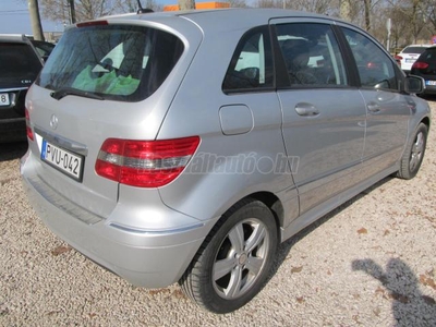 MERCEDES-BENZ B 180 CDI