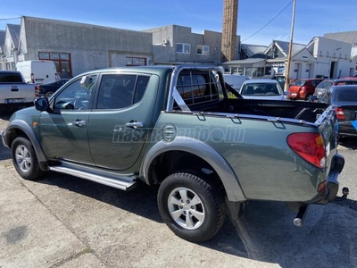 MITSUBISHI L 200 Pick Up 2.5 TD DC Intense Plus ÚJKORÁTÓL MAGYAR AUTÓ CSAK 169.990.KM SÖTÉTZÖLD KÉZI VÁLTÓ HOROG 4X4+FELEZŐ+DIFF