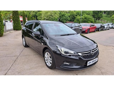 OPEL ASTRA K Sports Tourer 1.4 T Dynamic Sérülésmentes.Navi.Digit klíma.Téli csomag.vezetett szervizkönyv!