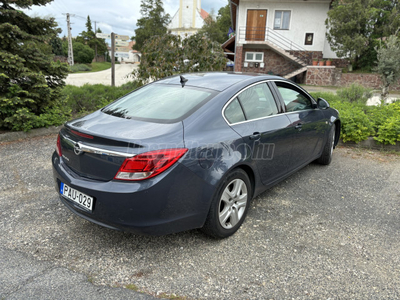 OPEL INSIGNIA 1.8