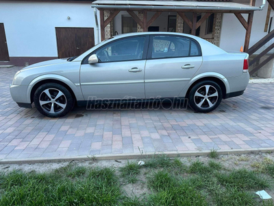 OPEL VECTRA C 2.2 Comfort