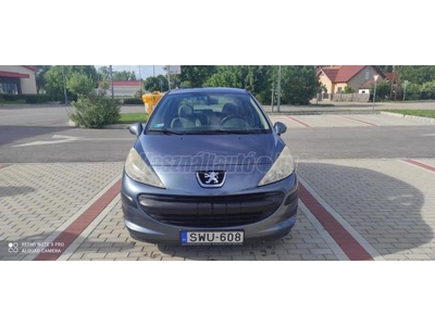 PEUGEOT 207 1.4 16V Trendy