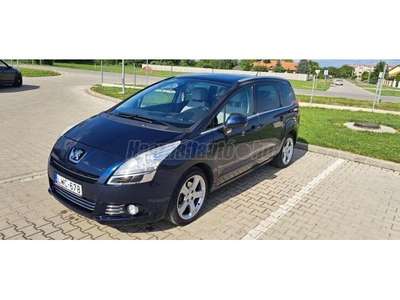 PEUGEOT 5008 2.0 HDi Premium Pack (Automata)