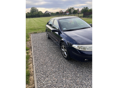 RENAULT LAGUNA 1.8 Dynamique