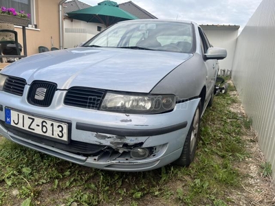 SEAT LEON 1.6 16V Stella