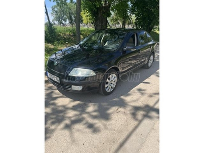 SKODA OCTAVIA 1.6 Elegance 1.6 mpi