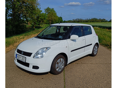 SUZUKI SWIFT 1.3 GLX CD AC