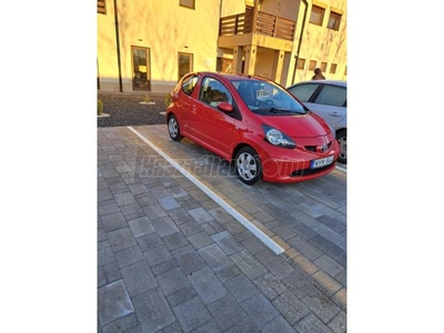 TOYOTA AYGO 1.0