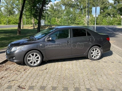 TOYOTA COROLLA Sedan 1.33 Luna