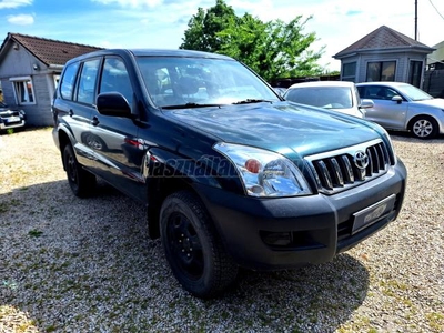 TOYOTA LAND CRUISER 3.0 D GX