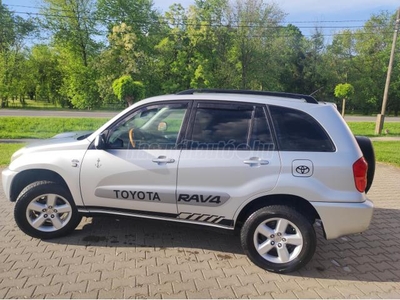 TOYOTA RAV 4 Rav4 2.0 4x4