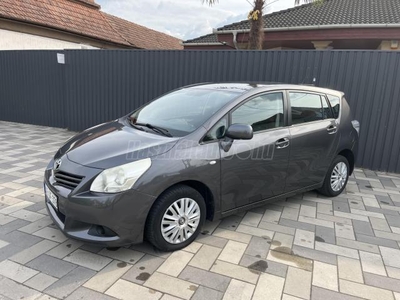 TOYOTA VERSO 2.0 D-4D Sol Friss SZERVÍZ