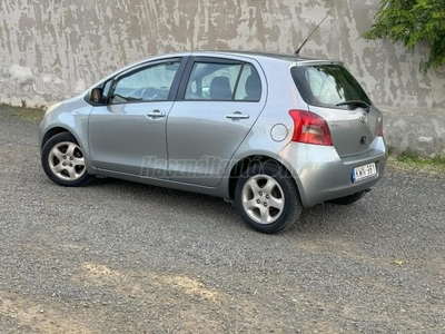 TOYOTA YARIS 1.4 D-4D Sol AC