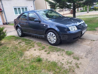 VOLKSWAGEN BORA 1.6 166 ezer km!!