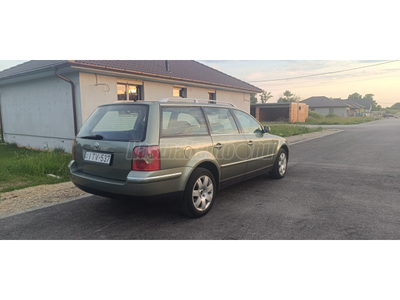 VOLKSWAGEN PASSAT 1.9 TDI