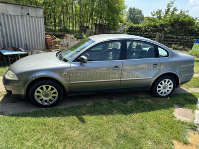 VOLKSWAGEN PASSAT 1.9 TDI