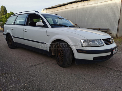 VOLKSWAGEN PASSAT IV Variant 1.9 TDI