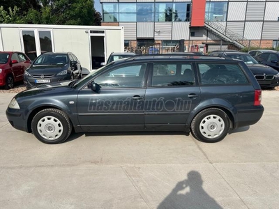 VOLKSWAGEN PASSAT Variant 1.9 PD TDi Comfortline téli-nyári kerékszettel. rendszeresen karbantartva