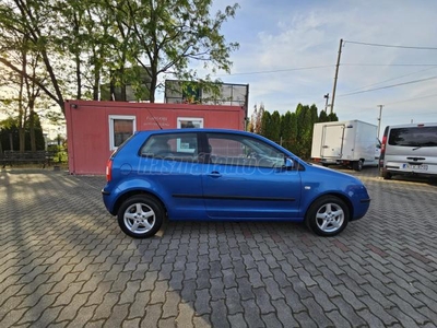 VOLKSWAGEN POLO 1.4 AUTOMATA.EREDETI FÉNYEZÉS.KEVÉS KM! MEGKÍMÉLT.PÁPÁN A FURGONNÁL!