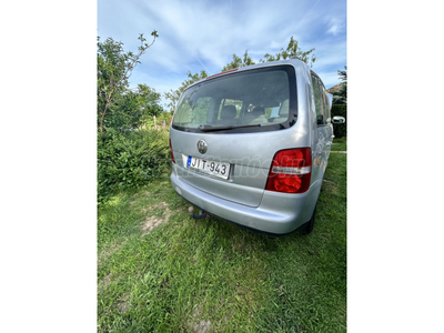 VOLKSWAGEN TOURAN 1.9 PD TDi Trendline