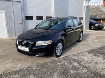 Volvo V50 1.6 D Drive Summum 1 Év Garancia! TEM...