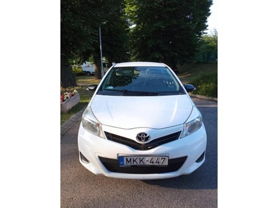 TOYOTA YARIS 1.4 D-4D Live Plus