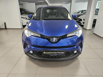 TOYOTA C-HR 1.8 Hybrid Active (ülésfűtéssel) e-CVT 1. tulaj. Újszerű állapot. 1+2 év Garancia!