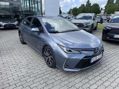 TOYOTA COROLLA Sedan 1.8 Hybrid Executive VIP e-CVT