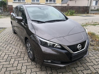 NISSAN LEAF Acenta 40kWh (Automata) 27000KM-NAVI-RADAR-KAMERA-TEMPOMAT-SÁVTARTÓ-HOLTÉRFIGYELŐ