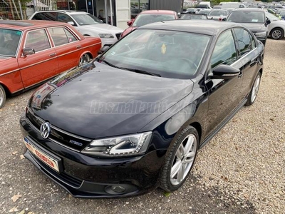 VOLKSWAGEN JETTA 1.4 TSI BMT Highline DSG Hibrid