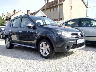 DACIA SANDERO 1.6 Stepway 127.000Km-Végig Szerviz!