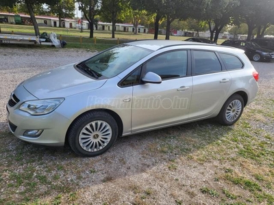 OPEL ASTRA J Sports Tourer 1.7 CDTI Selection