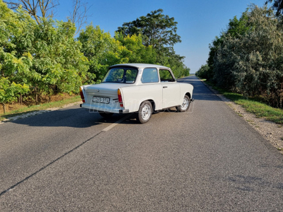 TRABANT 601 S