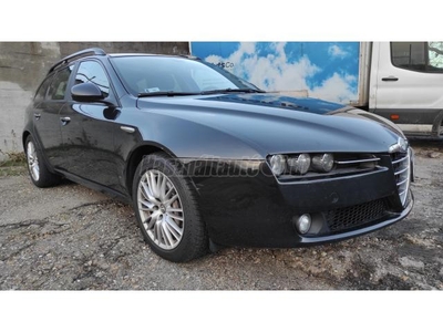 ALFA ROMEO 159 SW 1.8 TBi Distinctive Felújított motor!