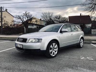 AUDI A4 Avant 2.5 V6 TDI